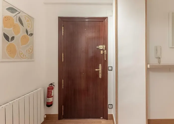 Market With Parking By Aston Apartman Bilbao