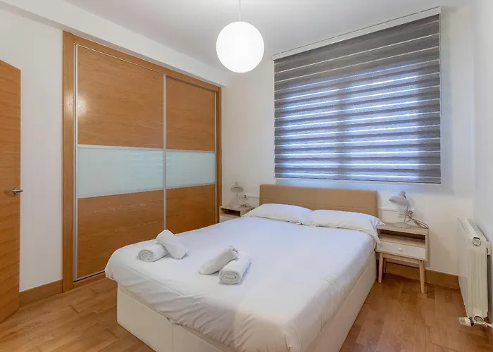 Market With Parking By Aston Apartman *